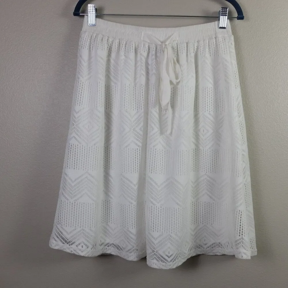 Joe B White Eyelet Pattern Mini Skirt Size Medium